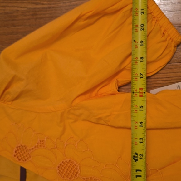 ST. JOHN'S BAY BRAND WOMEN'S "MOCK ORANGE " SHORT SLEEVES SUMMER TOP SIZE SMALL - Picture 12 of 15